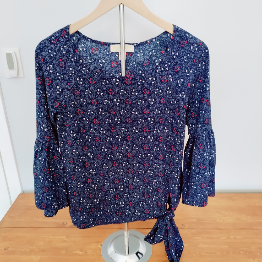 Michael Kors Navy Red Heart Clover Top With Bell Sleeves